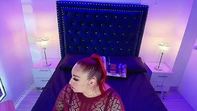 Hannah andrews online show from 02/27/26, 07:25