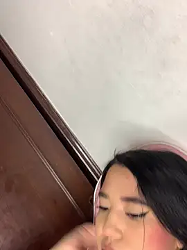 Snapshot of DulcePiink chatting on 02/21/26, 07:26 DulcePiink online show from 02/21/26, 07:26