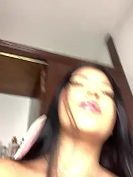 Snapshot of DulcePiink chatting on 03/22/26, 08:01 DulcePiink online show from 03/22/26, 08:01