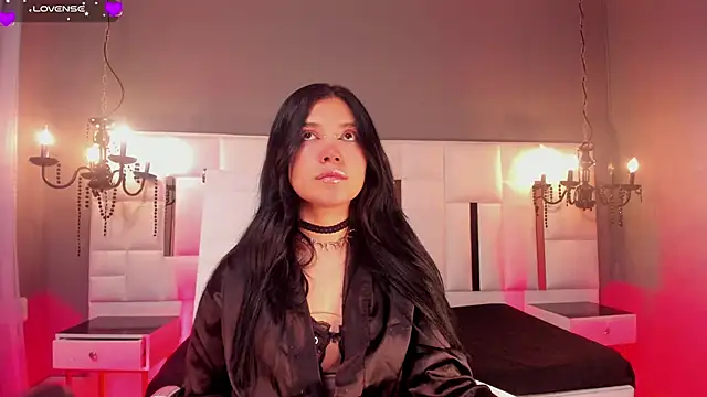 Snapshot of MAGIC_ISIS_ chatting on 03/04/26, 04:29 MAGIC ISIS online show from 03/04/26, 04:29