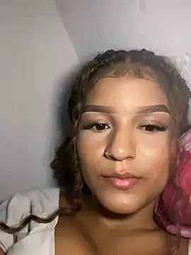 Snapshot of MelodyRouse chatting on 07/16/26, 01:55 MelodyRouse online show from 07/16/26, 01:55