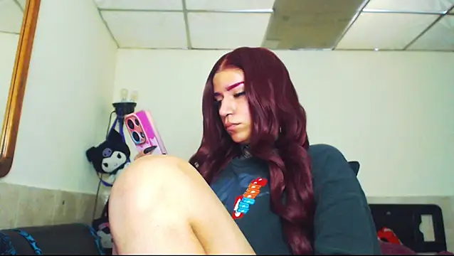 Snapshot of jazmin_wolf chatting on 04/17/26, 01:36 jazmin wolf online show from 04/17/26, 01:36