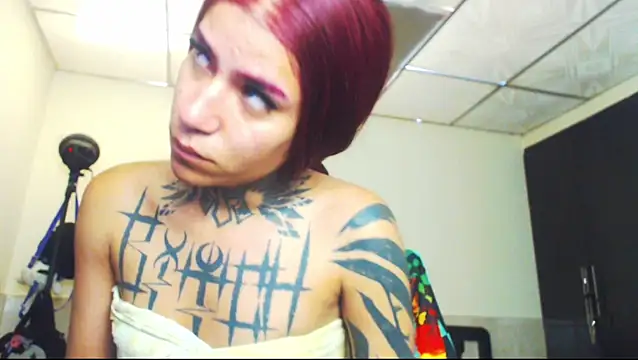 Snapshot of jazmin_wolf chatting on 04/28/26, 01:05 jazmin wolf online show from 04/28/26, 01:05