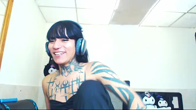 Snapshot of jazmin_wolf chatting on 05/07/26, 03:06 jazmin wolf online show from 05/07/26, 03:06