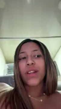 Snapshot of vicky_bass_ chatting on 03/04/26, 02:39 vicky bass online show from 03/04/26, 02:39