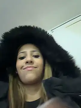 Snapshot of vicky_bass_ chatting on 03/29/26, 02:22 vicky bass online show from 03/29/26, 02:22