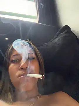 Snapshot of vicky_bass_ chatting on 04/22/26, 07:48 vicky bass online show from 04/22/26, 07:48