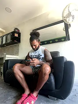 leon97hot online show from 01/07/26, 04:20