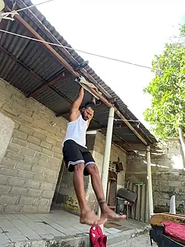 leon97hot online show from 01/10/26, 02:19