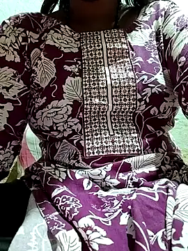 Snapshot of PRAPTITELUGU chatting on 03/13/26, 05:36 PRAPTITELUGU online show from 03/13/26, 05:36