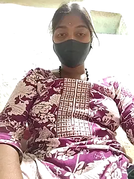 Snapshot of PRAPTITELUGU chatting on 03/13/26, 05:41 PRAPTITELUGU online show from 03/13/26, 05:41