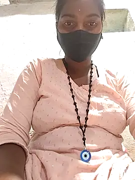 Snapshot of PRAPTITELUGU chatting on 03/15/26, 07:09 PRAPTITELUGU online show from 03/15/26, 07:09