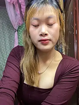 Snapshot of mei_chan_aa chatting on 01/14/26, 04:40 mei chan aa online show from 01/14/26, 04:40