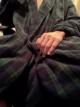 Snapshot of DucesWild23 chatting on 03/22/26, 04:05 DucesWild23 online show from 03/22/26, 04:05