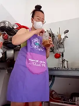 Snapshot of lina_loveee chatting on 02/26/26, 03:16 lina loveee online show from 02/26/26, 03:16