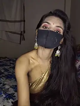 Snapshot of rani_coupleee chatting on 05/20/26, 04:24 rani coupleee online show from 05/20/26, 04:24