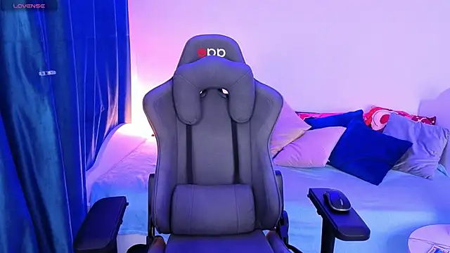 lucidangelok1 online show from 04/15/26, 08:10