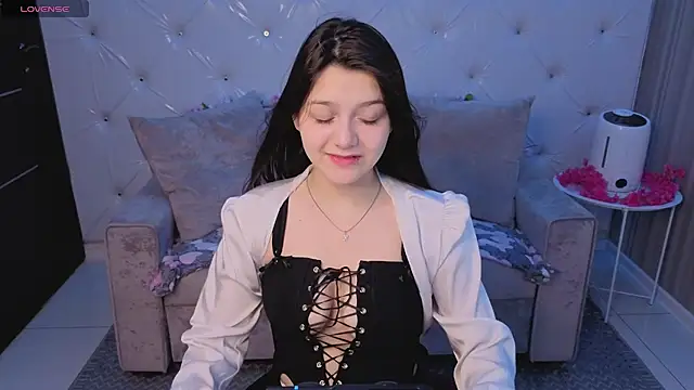 xxxnaughtyfoxyxxx online show from 07/08/26, 05:06