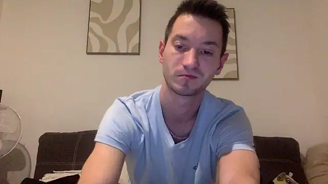 Snapshot of batschi0512 chatting on 01/31/26, 11:14 batschi0512 online show from 01/31/26, 11:14