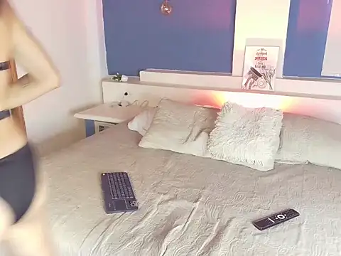 CattaleyaEvans  online show from 01/16/26, 12:31