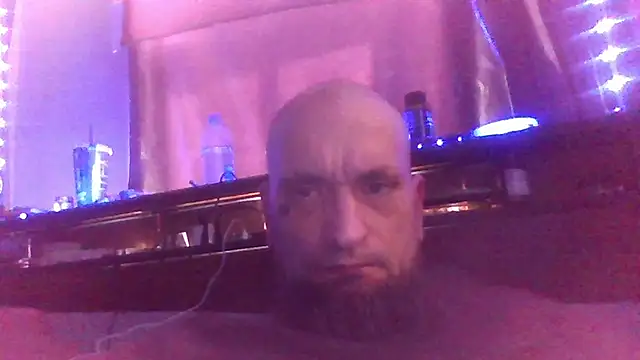 RealisedBooking online show from 04/11/26, 03:49