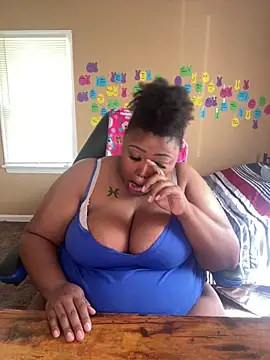 Snapshot of Chocolatebunnyxx96 chatting on 05/07/26, 03:28 Chocolatebunnyxx96 online show from 05/07/26, 03:28