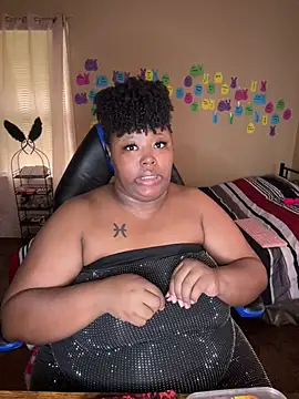 Snapshot of Chocolatebunnyxx96 chatting on 05/16/26, 04:06 Chocolatebunnyxx96 online show from 05/16/26, 04:06