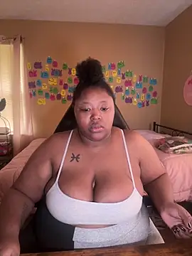Snapshot of Chocolatebunnyxx96 chatting on 05/25/26, 04:13 Chocolatebunnyxx96 online show from 05/25/26, 04:13