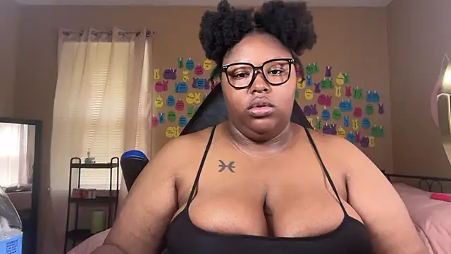 Snapshot of Chocolatebunnyxx96 chatting on 06/09/26, 04:07 Chocolatebunnyxx96 online show from 06/09/26, 04:07