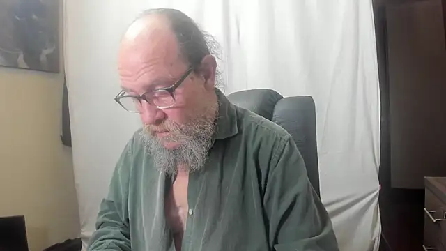 Uncle Hottie online show from 01/06/26, 10:12