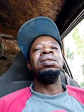 Negaomalinha1 online show from 02/13/26, 03:41