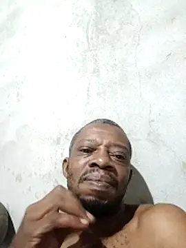 Negaomalinha1 online show from 03/06/26, 04:03