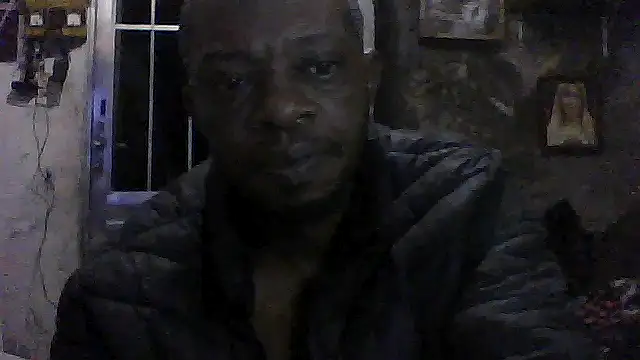 Negaomalinha1 online show from 06/11/26, 02:44