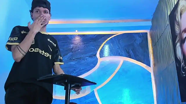 Lucas hot 20 online show from 02/17/26, 04:53