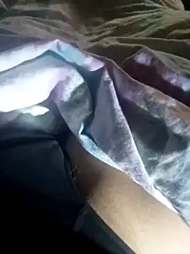 folkdam80 online show from 02/23/26, 06:33