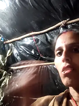 Snapshot of Bhavna8080 chatting on 02/10/26, 02:10 Bhavna8080 online show from 02/10/26, 02:10