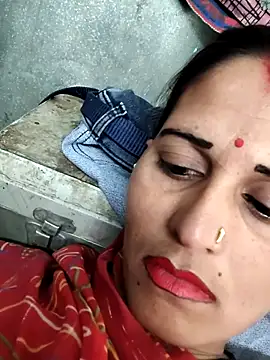 Bhavna8080 online show from 05/22/26, 03:46