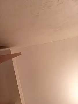 Snapshot of raznia chatting on 04/18/26, 11:03 raznia online show from 04/18/26, 11:03