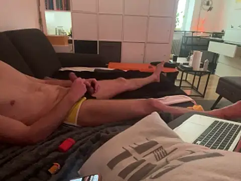 FFistPig69 online show from 05/12/26, 04:31