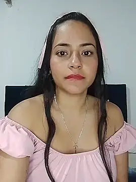 Snapshot of Maliha_21 chatting on 02/22/26, 01:40 Maliha 21 online show from 02/22/26, 01:40