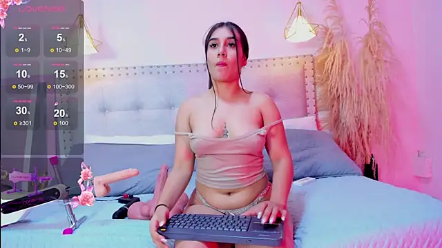 Mia dolls18 online show from 04/15/26, 03:46