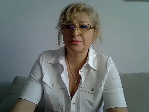Snapshot of Eva5576 chatting on 02/11/26, 09:47 Eva5576 online show from 02/11/26, 09:47