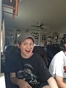 Snapshot of SugarNCinnamon chatting on 05/26/26, 11:23 SugarNCinnamon online show from 05/26/26, 11:23