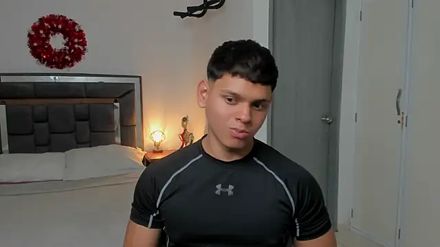 Snapshot of stefan_leenox chatting on 04/24/26, 08:22 stefan leenox online show from 04/24/26, 08:22