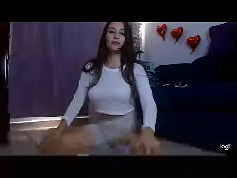 Almaglow  online show from 02/17/26, 07:53