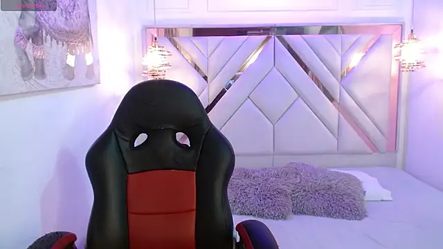 Snapshot of Nicolleth_tk chatting on 03/26/26, 03:23 Nicolleth tk online show from 03/26/26, 03:23