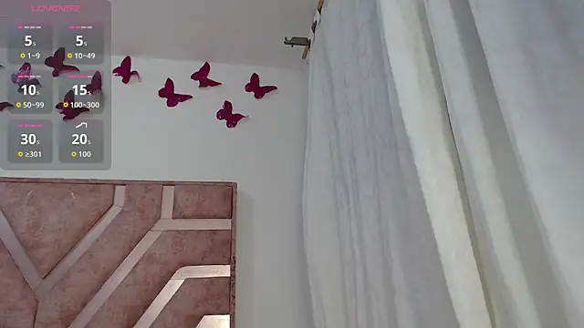 Roxy Fox- online show from 02/25/26, 04:22