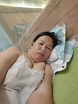 Snapshot of Clinic_139 chatting on 07/05/26, 04:41 Clinic 139 online show from 07/05/26, 04:41