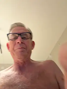 Pierre4tjyxx online show from 04/15/26, 04:52