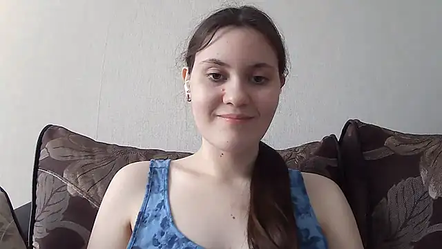 Snapshot of LanaLive chatting on 04/24/26, 05:43 LanaLive online show from 04/24/26, 05:43
